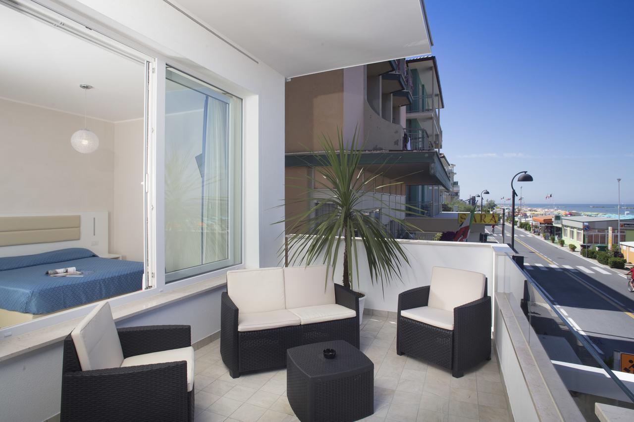 White Suite & Apartments Bellaria-Igea Marina Exterior foto